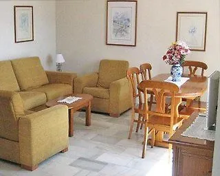 *** מלון דירות בנאלמדנה Pueblo Evita Hill ספרד