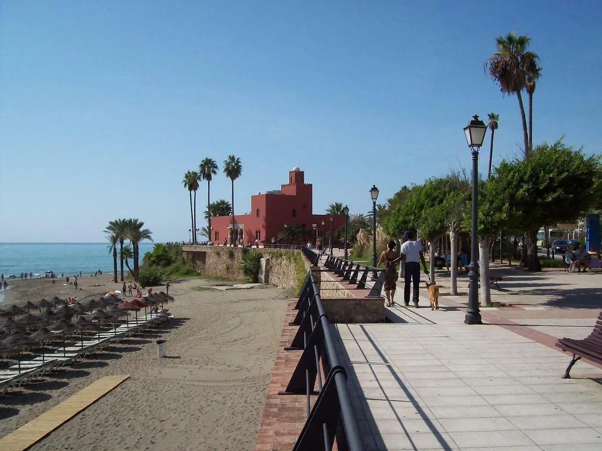 Pueblo Evita Hill Benalmádena 3*,